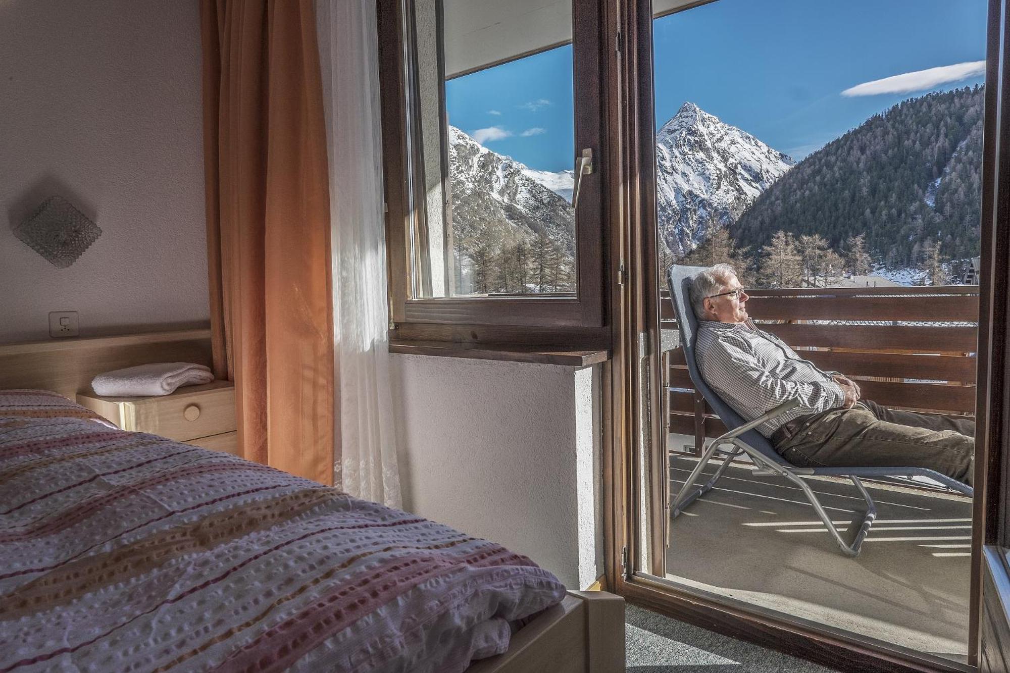 Apartments Bergrose Saas-Fee Bilik gambar